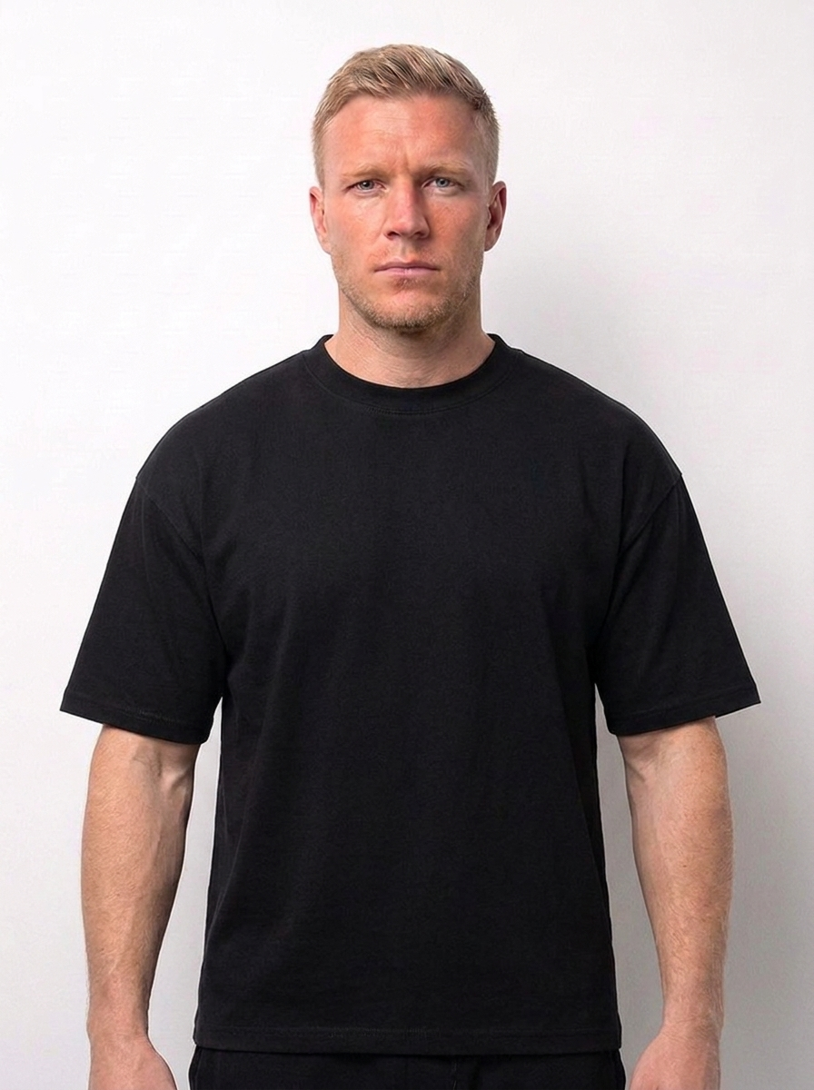 Men Oversized Pump Cover | Chase Sun. Keep Form.